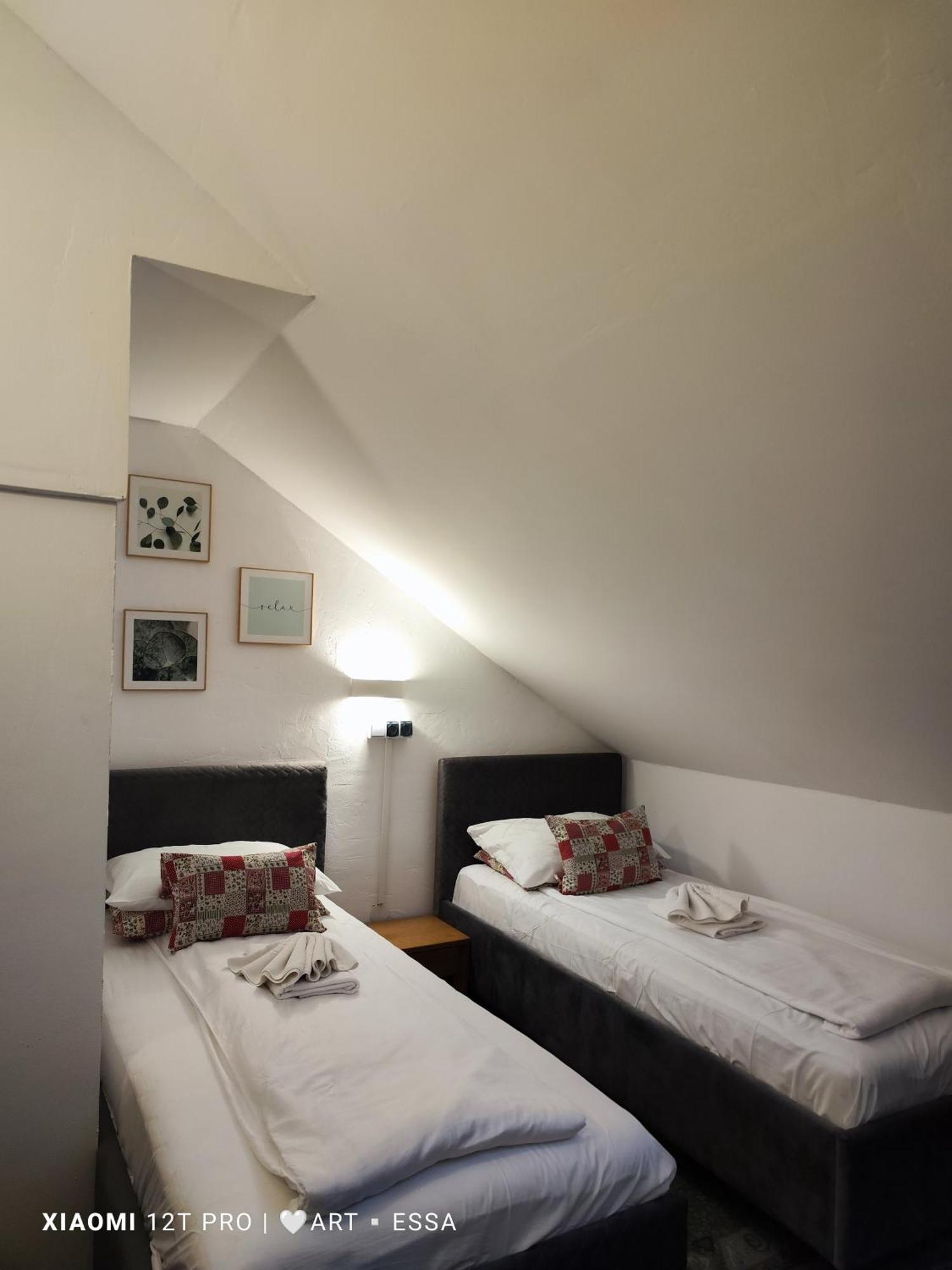 Pensiunea Buon Gusto Sibiu-motorcyle Friendly,city Center Pensión 3*